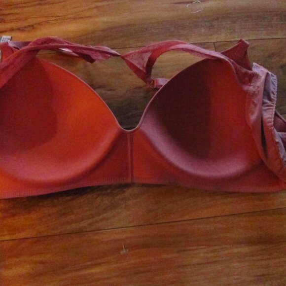 Victoria's Secret Rose Pink No Wire Bra Size 38C - Picture 4 of 5